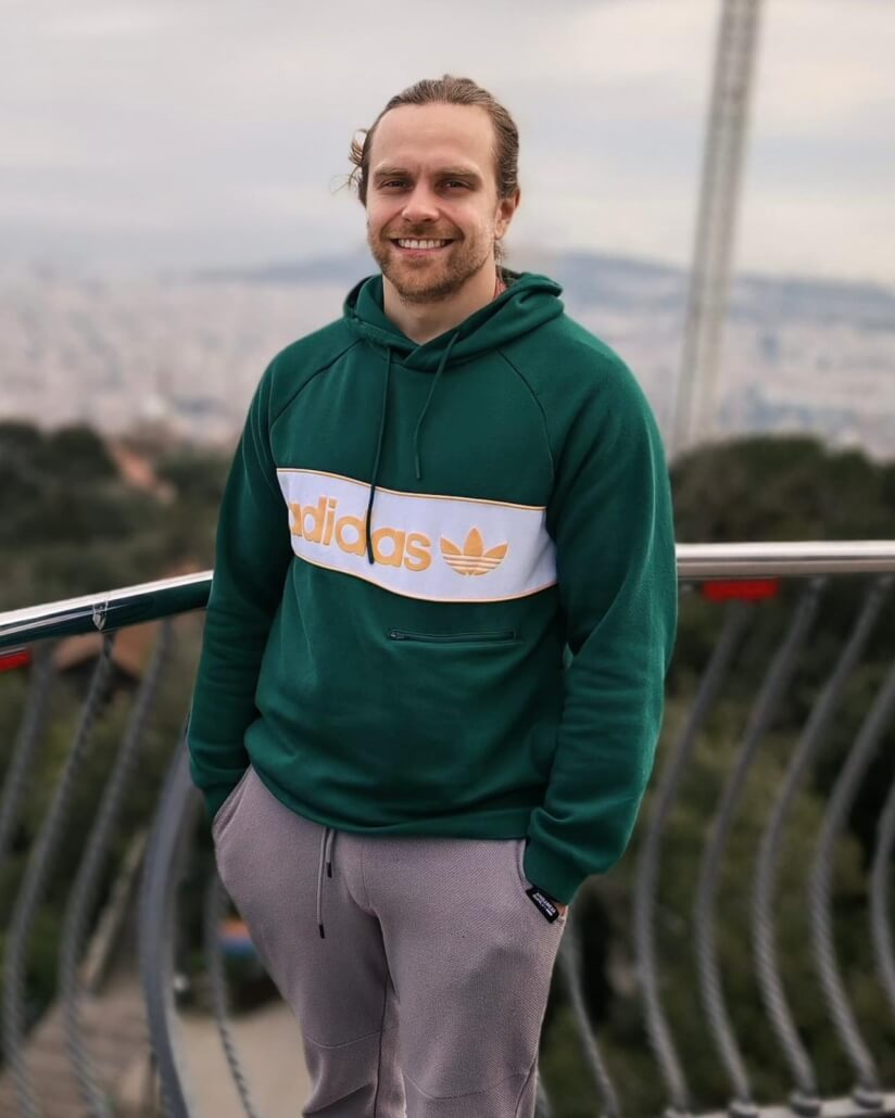 0ECB96E9-8750-4685-A759-D2DE2507176F